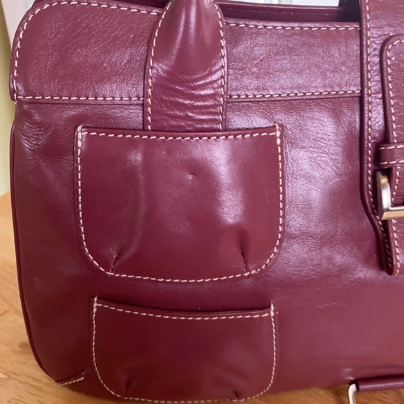 Hype Leather Rectangular Structured Bag. - Picture 3 of 16